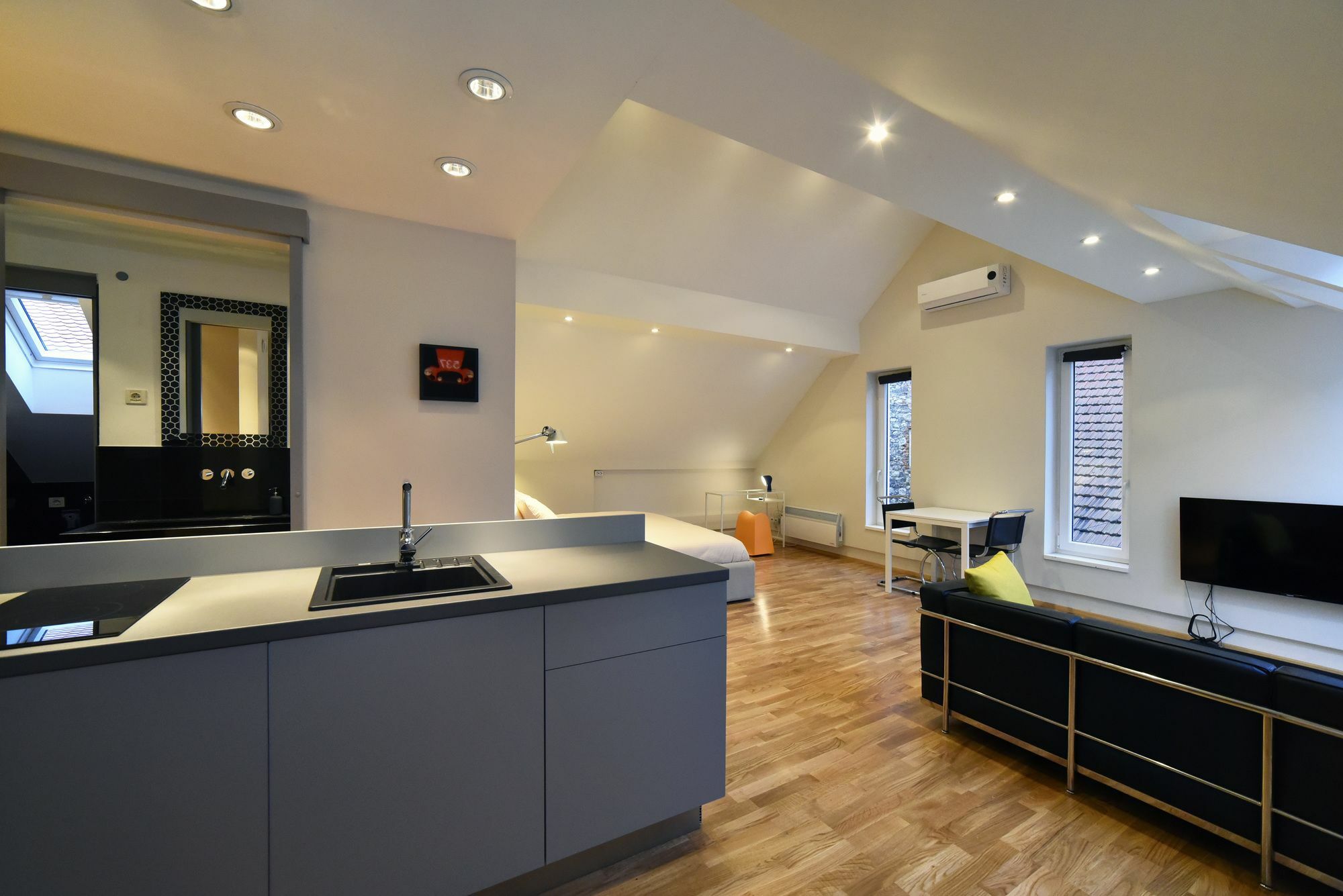 Apartment Skylight ซาเกร็บ ภายนอก รูปภาพ