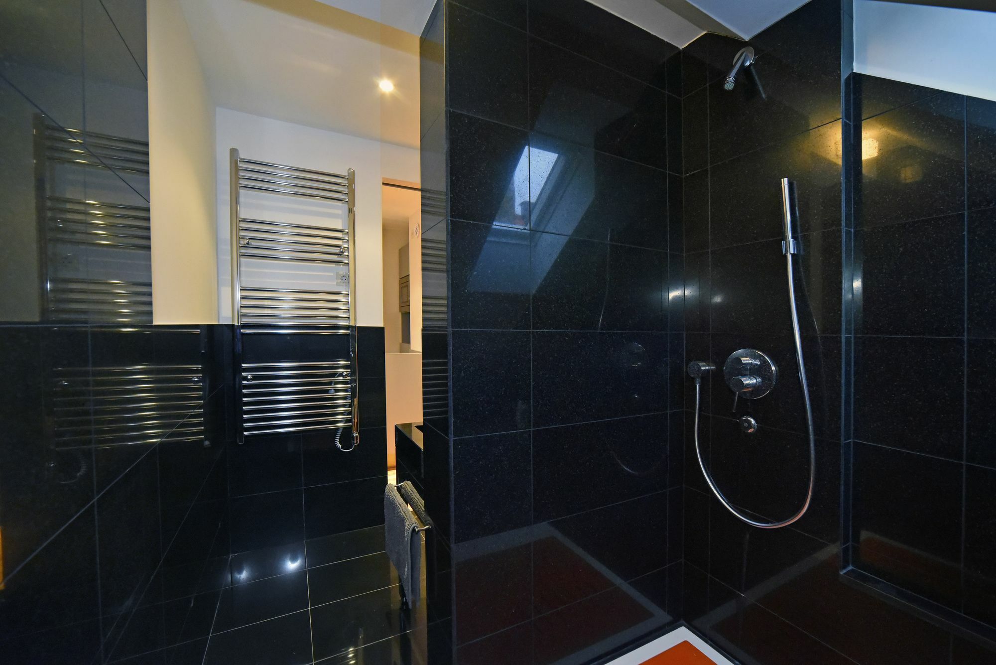 Apartment Skylight ซาเกร็บ ภายนอก รูปภาพ