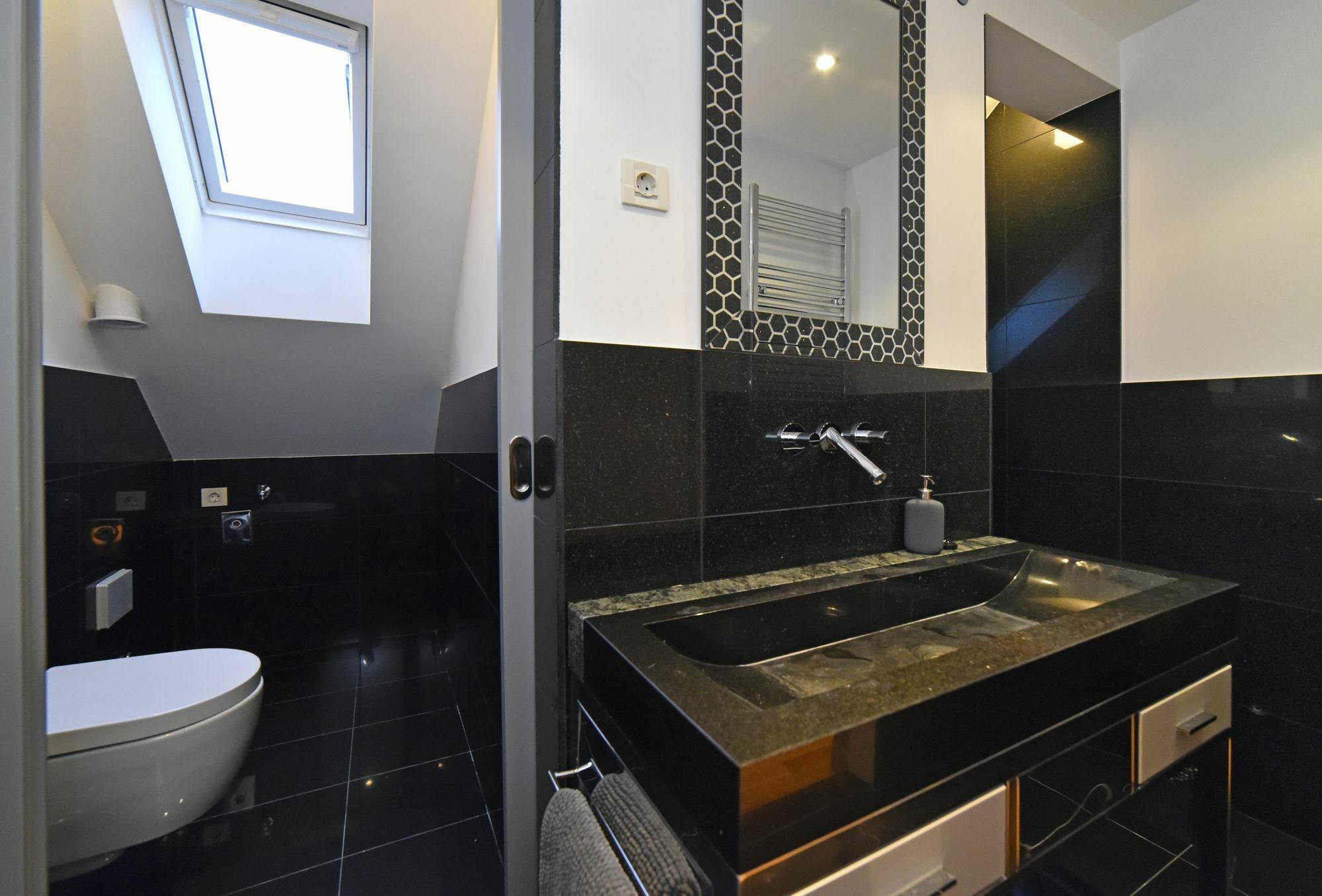 Apartment Skylight ซาเกร็บ ภายนอก รูปภาพ